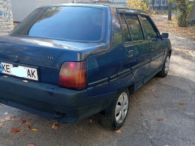 Синий ЗАЗ 1103 Славута, объемом двигателя 1 л и пробегом 210 тыс. км за 834 $, фото 7 на Automoto.ua