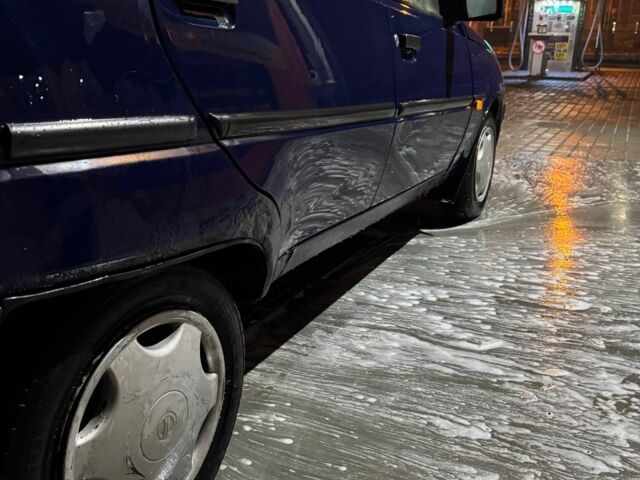 Синій ЗАЗ 1103 Славута, об'ємом двигуна 0 л та пробігом 220 тис. км за 850 $, фото 5 на Automoto.ua