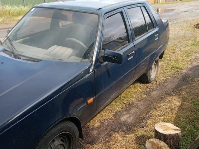 Синий ЗАЗ 1103 Славута, объемом двигателя 0 л и пробегом 1000 тыс. км за 600 $, фото 1 на Automoto.ua
