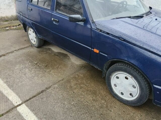 Синий ЗАЗ 1103 Славута, объемом двигателя 1.2 л и пробегом 49 тыс. км за 1100 $, фото 3 на Automoto.ua