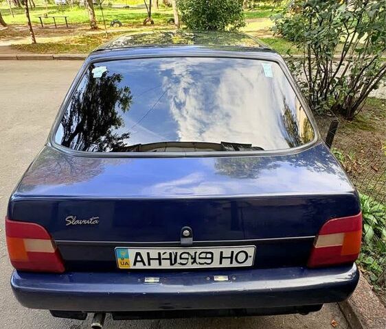Синий ЗАЗ 1103 Славута, объемом двигателя 1.3 л и пробегом 133 тыс. км за 1200 $, фото 5 на Automoto.ua