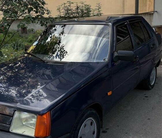 Синий ЗАЗ 1103 Славута, объемом двигателя 1.3 л и пробегом 133 тыс. км за 1200 $, фото 2 на Automoto.ua