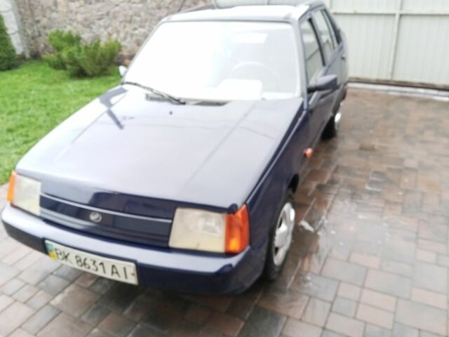 Синий ЗАЗ 1103 Славута, объемом двигателя 1 л и пробегом 72 тыс. км за 1069 $, фото 4 на Automoto.ua