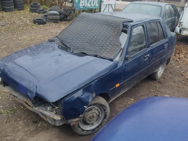 Синий ЗАЗ 1103 Славута, объемом двигателя 1.2 л и пробегом 99 тыс. км за 333 $, фото 5 на Automoto.ua