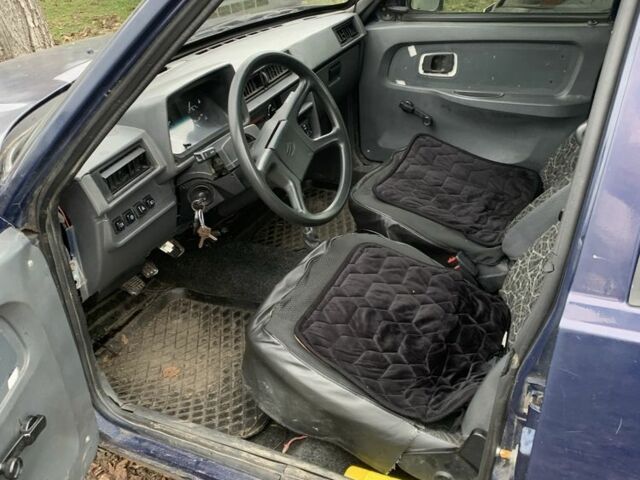 Синий ЗАЗ 1103 Славута, объемом двигателя 1.2 л и пробегом 124 тыс. км за 500 $, фото 5 на Automoto.ua