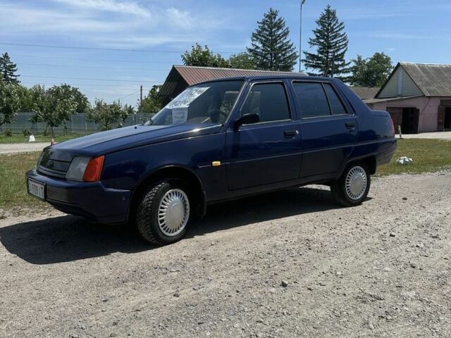 Синій ЗАЗ 1103 Славута, об'ємом двигуна 1.2 л та пробігом 83 тис. км за 1250 $, фото 5 на Automoto.ua