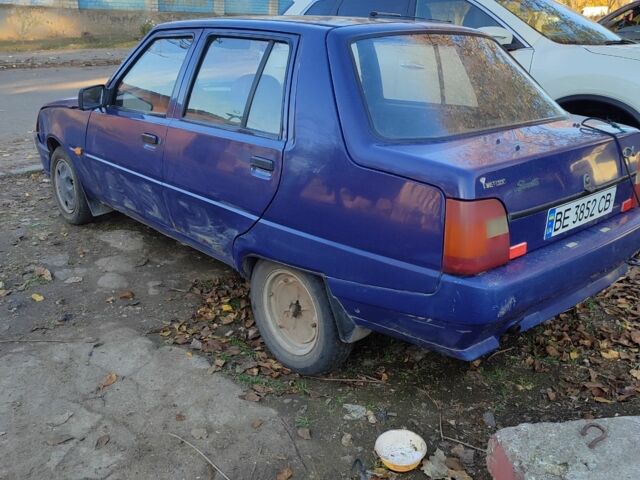 Синий ЗАЗ 1103 Славута, объемом двигателя 1.2 л и пробегом 200 тыс. км за 548 $, фото 4 на Automoto.ua