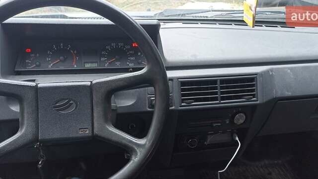 Синий ЗАЗ 1103 Славута, объемом двигателя 1.1 л и пробегом 50 тыс. км за 1500 $, фото 5 на Automoto.ua