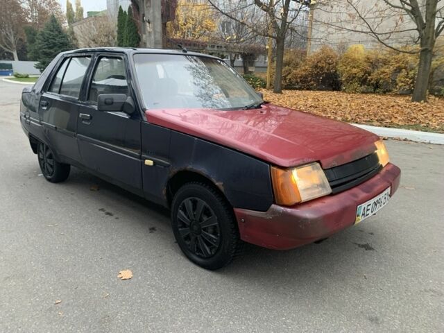 Синий ЗАЗ 1103 Славута, объемом двигателя 1.2 л и пробегом 200 тыс. км за 668 $, фото 6 на Automoto.ua