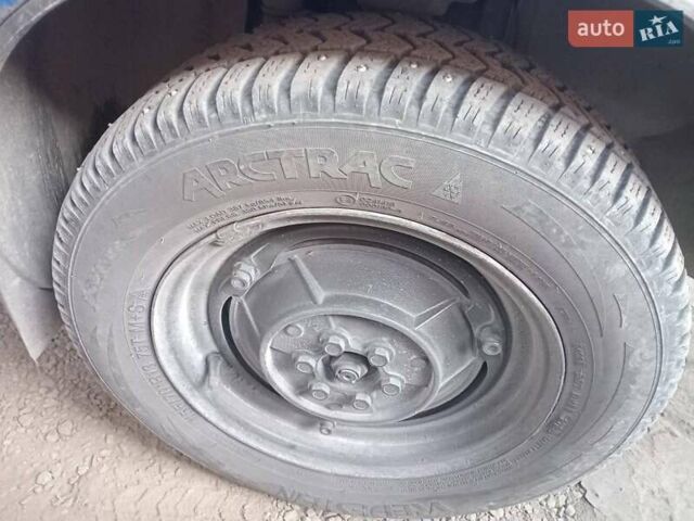 Синій ЗАЗ 1103 Славута, об'ємом двигуна 1.2 л та пробігом 777 тис. км за 600 $, фото 3 на Automoto.ua