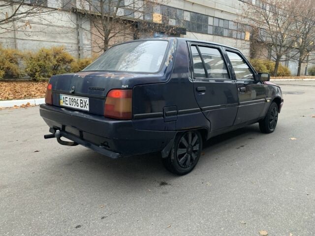 Синий ЗАЗ 1103 Славута, объемом двигателя 1.2 л и пробегом 200 тыс. км за 668 $, фото 4 на Automoto.ua