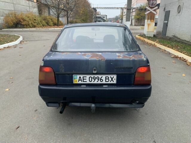 Синий ЗАЗ 1103 Славута, объемом двигателя 1.2 л и пробегом 200 тыс. км за 668 $, фото 3 на Automoto.ua