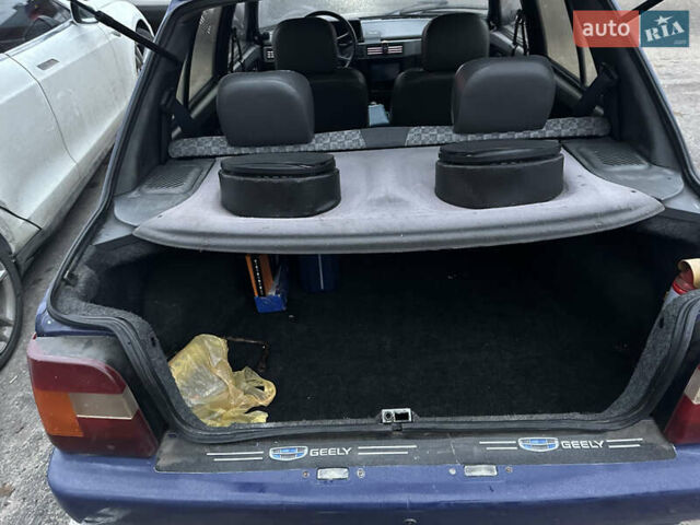 Синий ЗАЗ 1103 Славута, объемом двигателя 1.2 л и пробегом 160 тыс. км за 965 $, фото 7 на Automoto.ua