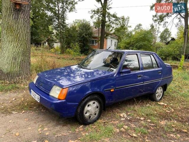 Синий ЗАЗ 1103 Славута, объемом двигателя 1.2 л и пробегом 117 тыс. км за 997 $, фото 3 на Automoto.ua