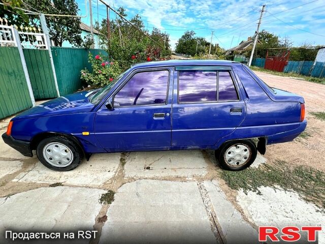 Синий ЗАЗ 1103 Славута, объемом двигателя 1.2 л и пробегом 98 тыс. км за 900 $, фото 8 на Automoto.ua