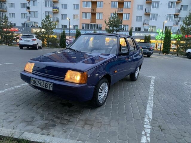 Синій ЗАЗ 1103 Славута, об'ємом двигуна 1.2 л та пробігом 64 тис. км за 1100 $, фото 3 на Automoto.ua