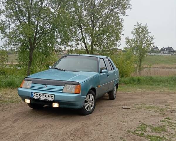Синий ЗАЗ 1103 Славута, объемом двигателя 1.2 л и пробегом 255 тыс. км за 1150 $, фото 2 на Automoto.ua