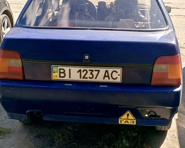 Синий ЗАЗ 1103 Славута, объемом двигателя 1.2 л и пробегом 240 тыс. км за 1076 $, фото 2 на Automoto.ua