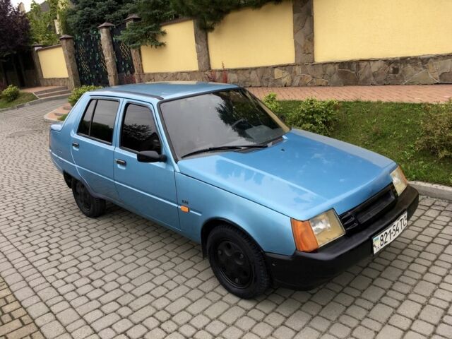 Синий ЗАЗ 1103 Славута, объемом двигателя 1.2 л и пробегом 113 тыс. км за 700 $, фото 1 на Automoto.ua