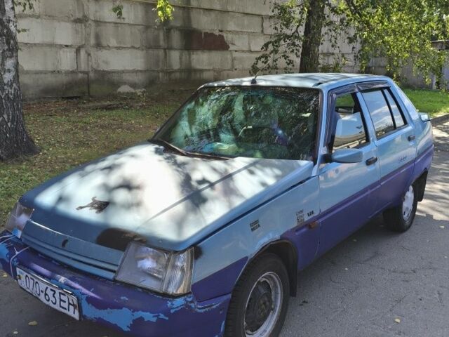 Синій ЗАЗ 1103 Славута, об'ємом двигуна 0 л та пробігом 250 тис. км за 437 $, фото 2 на Automoto.ua