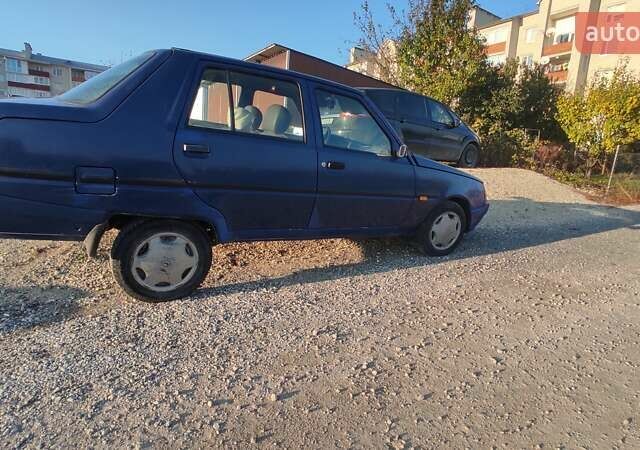 Синий ЗАЗ 1103 Славута, объемом двигателя 1.2 л и пробегом 228 тыс. км за 800 $, фото 6 на Automoto.ua