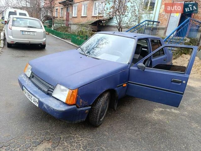 Синий ЗАЗ 1103 Славута, объемом двигателя 1.2 л и пробегом 160 тыс. км за 700 $, фото 3 на Automoto.ua