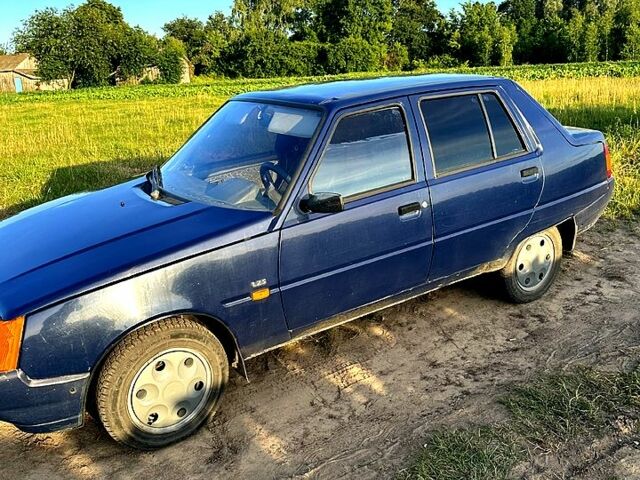 Синій ЗАЗ 1103 Славута, об'ємом двигуна 1.2 л та пробігом 136 тис. км за 1480 $, фото 1 на Automoto.ua
