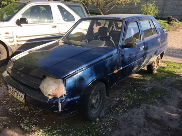 Синій ЗАЗ 1103 Славута, об'ємом двигуна 1.2 л та пробігом 50 тис. км за 600 $, фото 3 на Automoto.ua