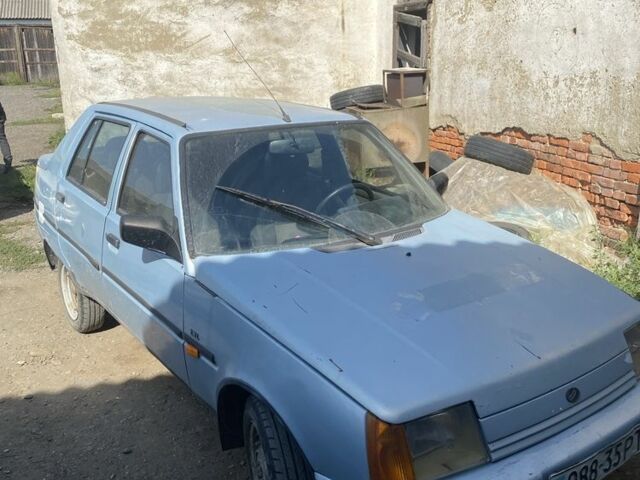 Синій ЗАЗ 1103 Славута, об'ємом двигуна 1.2 л та пробігом 330 тис. км за 700 $, фото 2 на Automoto.ua