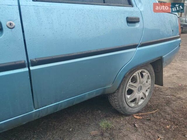 Синий ЗАЗ 1103 Славута, объемом двигателя 1.3 л и пробегом 172 тыс. км за 1000 $, фото 4 на Automoto.ua