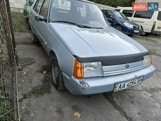 Синий ЗАЗ 1103 Славута, объемом двигателя 0 л и пробегом 150 тыс. км за 750 $, фото 1 на Automoto.ua