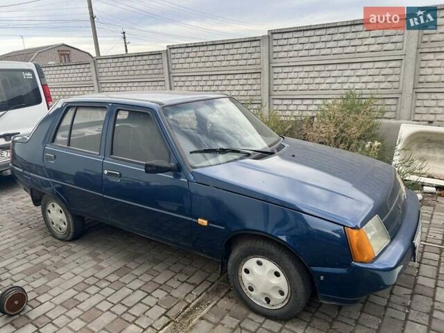 Синий ЗАЗ 1103 Славута, объемом двигателя 1.2 л и пробегом 157 тыс. км за 1200 $, фото 7 на Automoto.ua