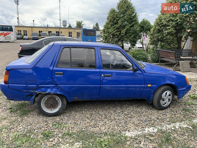 Синий ЗАЗ 1103 Славута, объемом двигателя 1.2 л и пробегом 142 тыс. км за 490 $, фото 7 на Automoto.ua