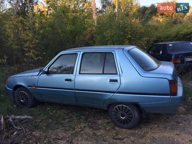 Синий ЗАЗ 1103 Славута, объемом двигателя 1.2 л и пробегом 160 тыс. км за 1200 $, фото 3 на Automoto.ua