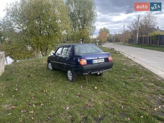 Синий ЗАЗ 1103 Славута, объемом двигателя 1.2 л и пробегом 165 тыс. км за 950 $, фото 2 на Automoto.ua