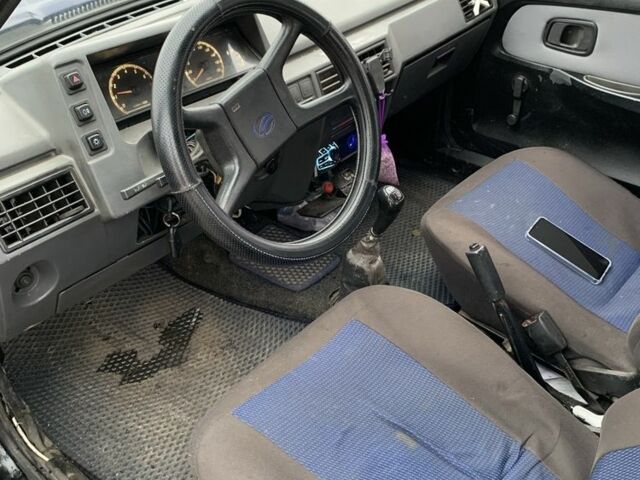 Синій ЗАЗ 1103 Славута, об'ємом двигуна 1.2 л та пробігом 120 тис. км за 700 $, фото 4 на Automoto.ua