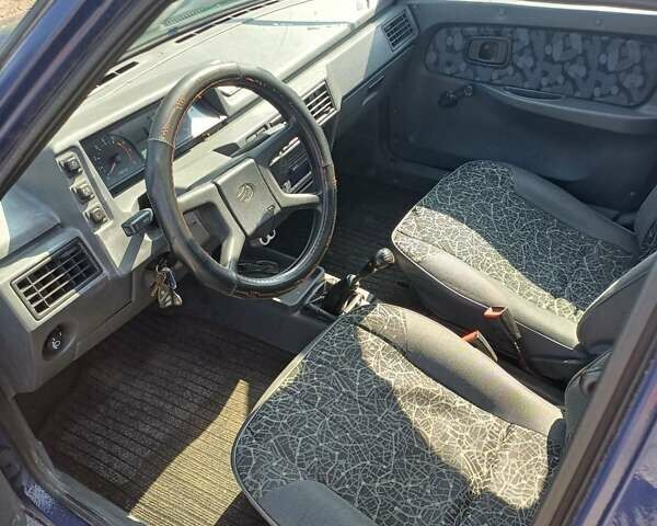 Синий ЗАЗ 1103 Славута, объемом двигателя 1.2 л и пробегом 327 тыс. км за 700 $, фото 6 на Automoto.ua