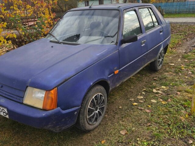 Синій ЗАЗ 1103 Славута, об'ємом двигуна 1.2 л та пробігом 105 тис. км за 450 $, фото 1 на Automoto.ua