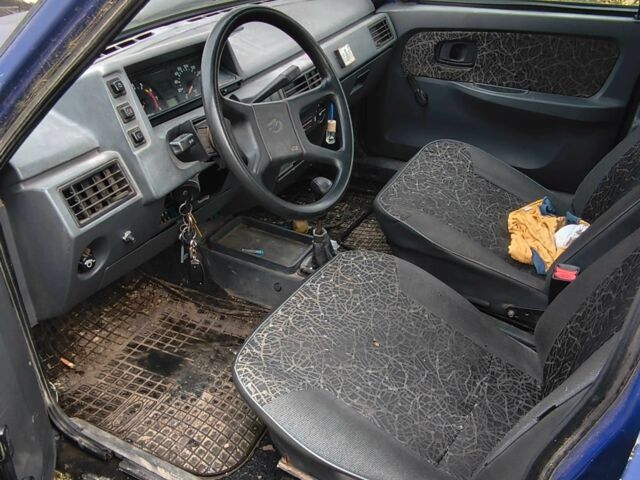 Синій ЗАЗ 1103 Славута, об'ємом двигуна 1.2 л та пробігом 105 тис. км за 450 $, фото 5 на Automoto.ua