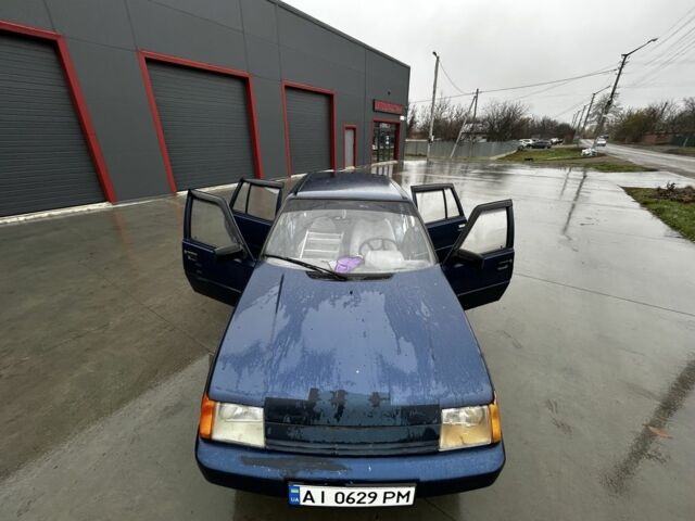 Синий ЗАЗ 1103 Славута, объемом двигателя 1.2 л и пробегом 198 тыс. км за 800 $, фото 11 на Automoto.ua