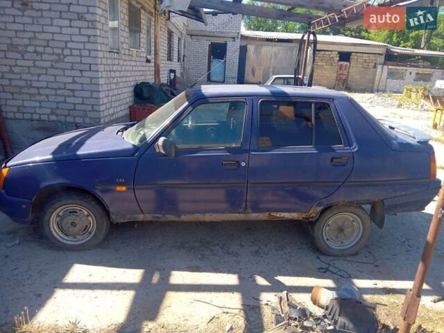 Синий ЗАЗ 1103 Славута, объемом двигателя 1.3 л и пробегом 86 тыс. км за 1600 $, фото 5 на Automoto.ua