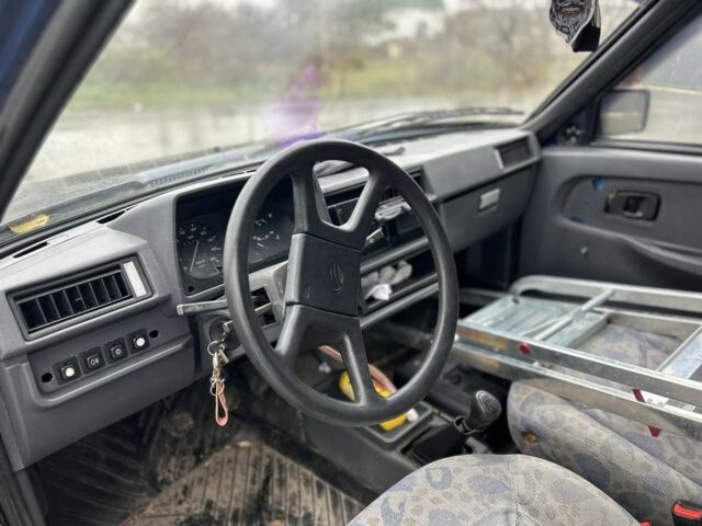 Синий ЗАЗ 1103 Славута, объемом двигателя 1.2 л и пробегом 198 тыс. км за 800 $, фото 8 на Automoto.ua