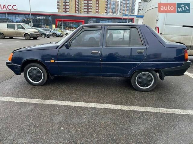 Синий ЗАЗ 1103 Славута, объемом двигателя 1.2 л и пробегом 107 тыс. км за 1100 $, фото 1 на Automoto.ua