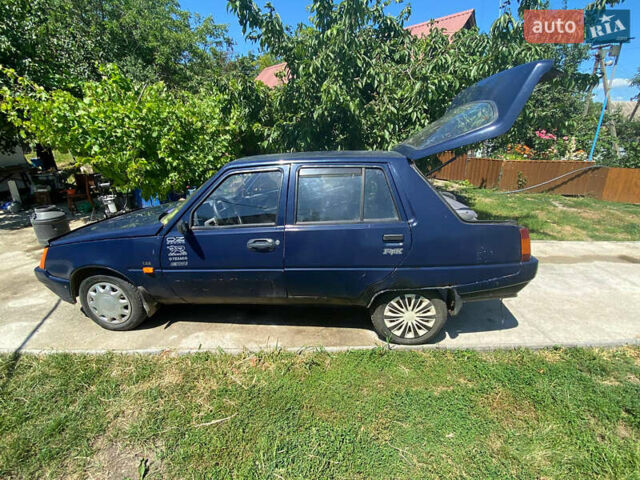 Синий ЗАЗ 1103 Славута, объемом двигателя 1.2 л и пробегом 155 тыс. км за 1000 $, фото 5 на Automoto.ua