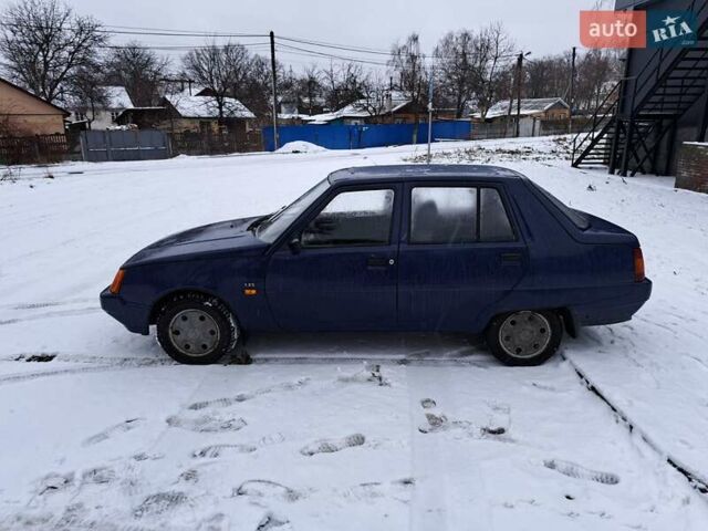 Синий ЗАЗ 1103 Славута, объемом двигателя 1.2 л и пробегом 132 тыс. км за 999 $, фото 12 на Automoto.ua