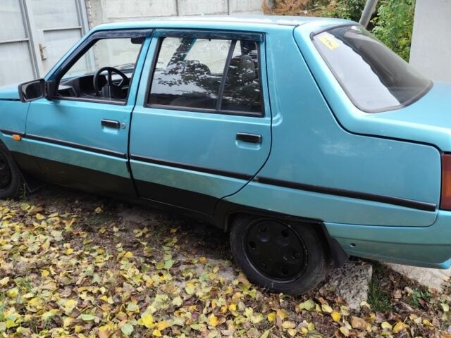 Синій ЗАЗ 1103 Славута, об'ємом двигуна 0 л та пробігом 102 тис. км за 1000 $, фото 1 на Automoto.ua