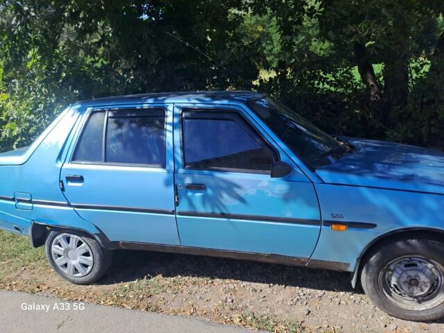 Синій ЗАЗ 1103 Славута, об'ємом двигуна 1.2 л та пробігом 200 тис. км за 600 $, фото 1 на Automoto.ua