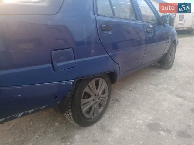 Синий ЗАЗ 1103 Славута, объемом двигателя 1.2 л и пробегом 112 тыс. км за 500 $, фото 3 на Automoto.ua