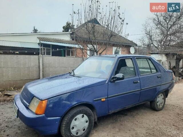 Синий ЗАЗ 1103 Славута, объемом двигателя 1.2 л и пробегом 193 тыс. км за 1100 $, фото 8 на Automoto.ua