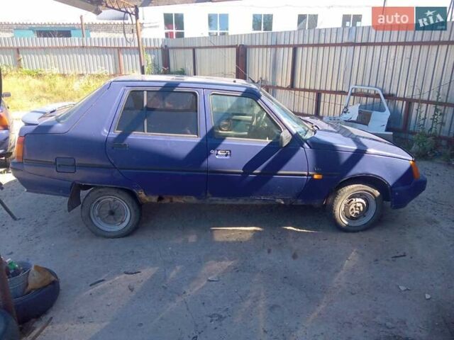 Синий ЗАЗ 1103 Славута, объемом двигателя 1.3 л и пробегом 86 тыс. км за 1600 $, фото 3 на Automoto.ua